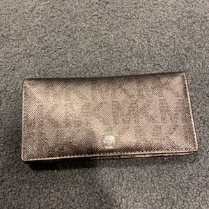 Michael Kors wallet